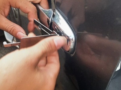 MỞ KHÓA XE Ô-TÔ TÂN PHƯỚC KHÁNH - BÌNH DƯƠNG