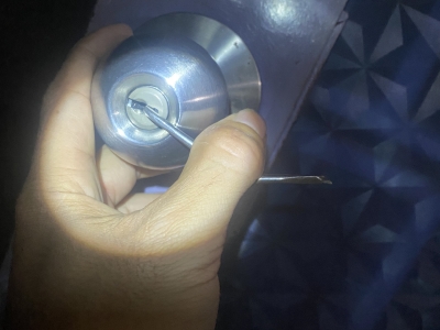 MỞ KHÓA TAY NẮM TRÒN-TÂN UYÊN BÌNH DƯƠNG siêu nhanh-siêu rẻ -24/24