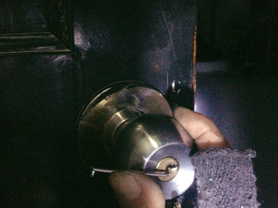 MỞ KHÓA TAY NẮM TRÒN GIÁ RẺ TP.HCM - BÌNH DƯƠNG - BIÊN HÒA LH 0844594567