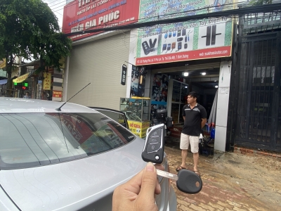 Tiệm sửa khóa thủ dầu một 