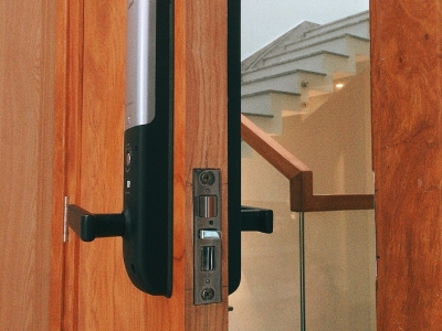 THỢ SỬA KHÓA CỬA TẠI NHÀ